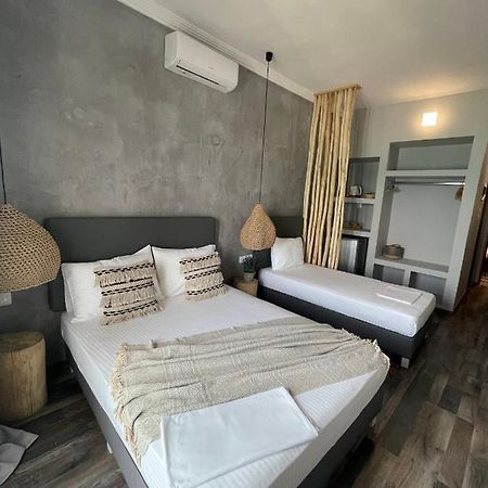 Xenios Hotel Pefkochori Bagian luar foto