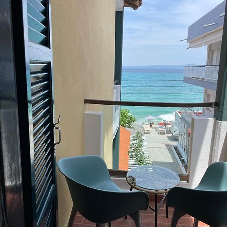 Xenios Hotel Pefkochori Bagian luar foto