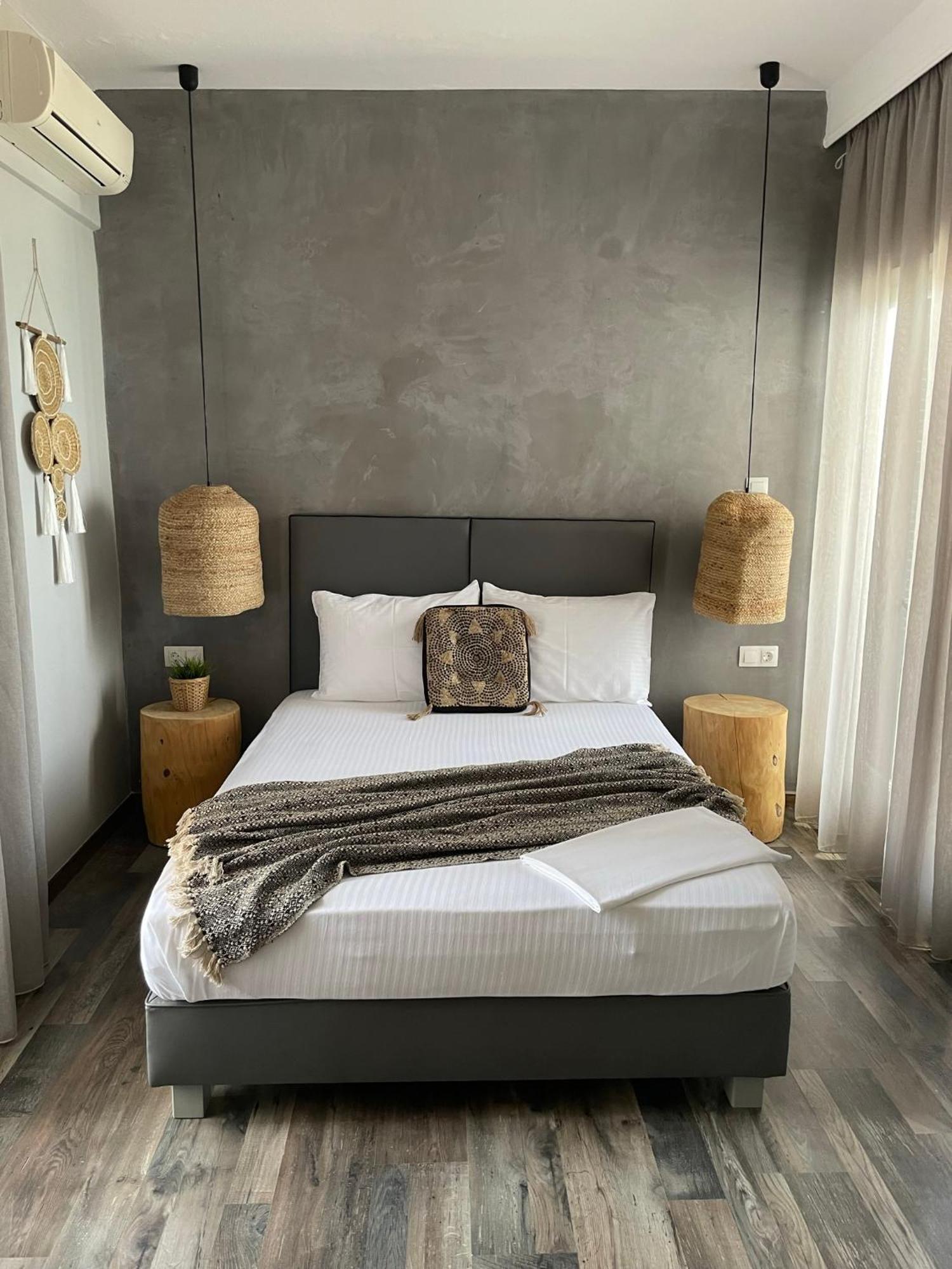 Xenios Hotel Pefkochori Bagian luar foto
